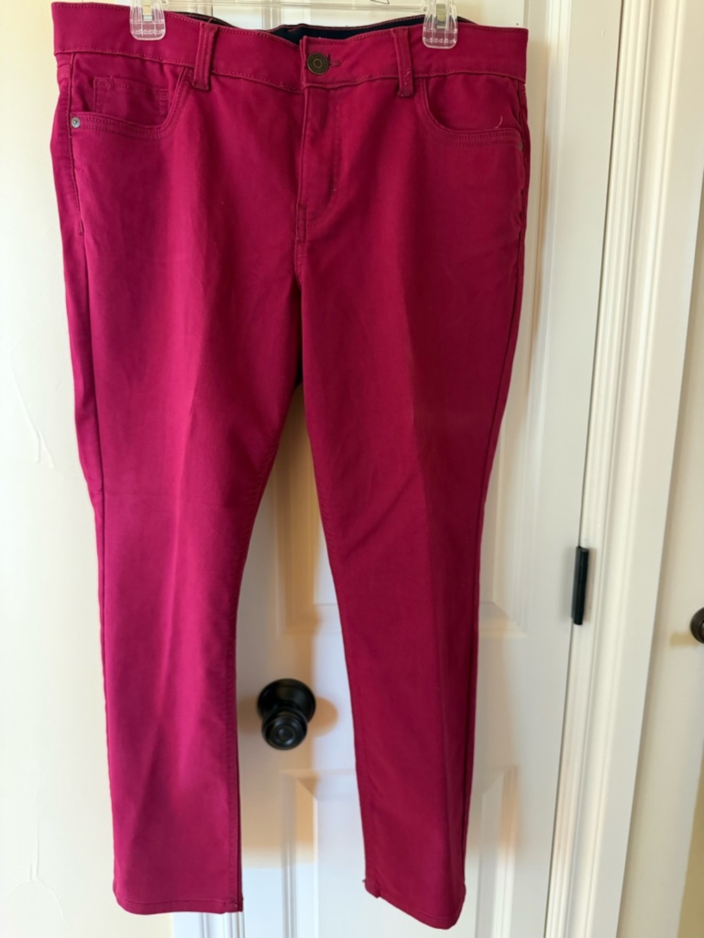 Liz Claiborne Berry Sara Slim Leg Mid Rise Jeans